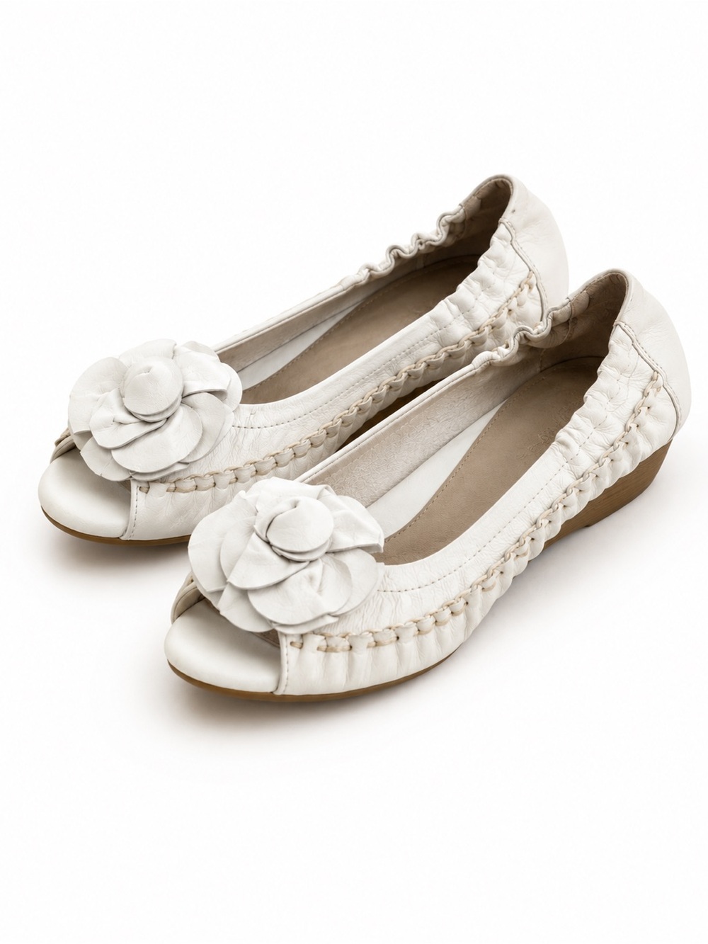 Nurture Leather Wedge Floral Bow Shoe Cream 9 M